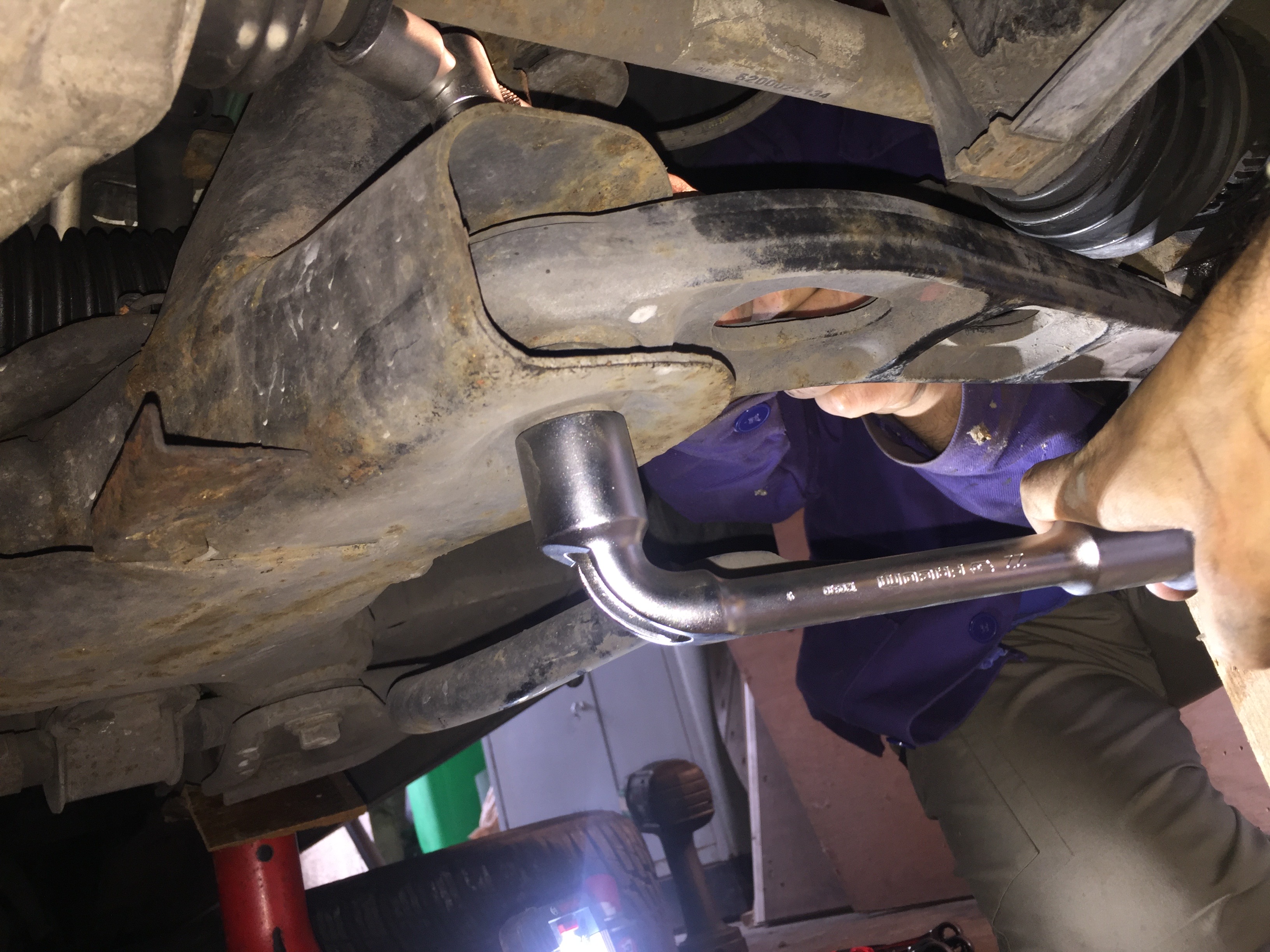 Fixation de devant du triangle